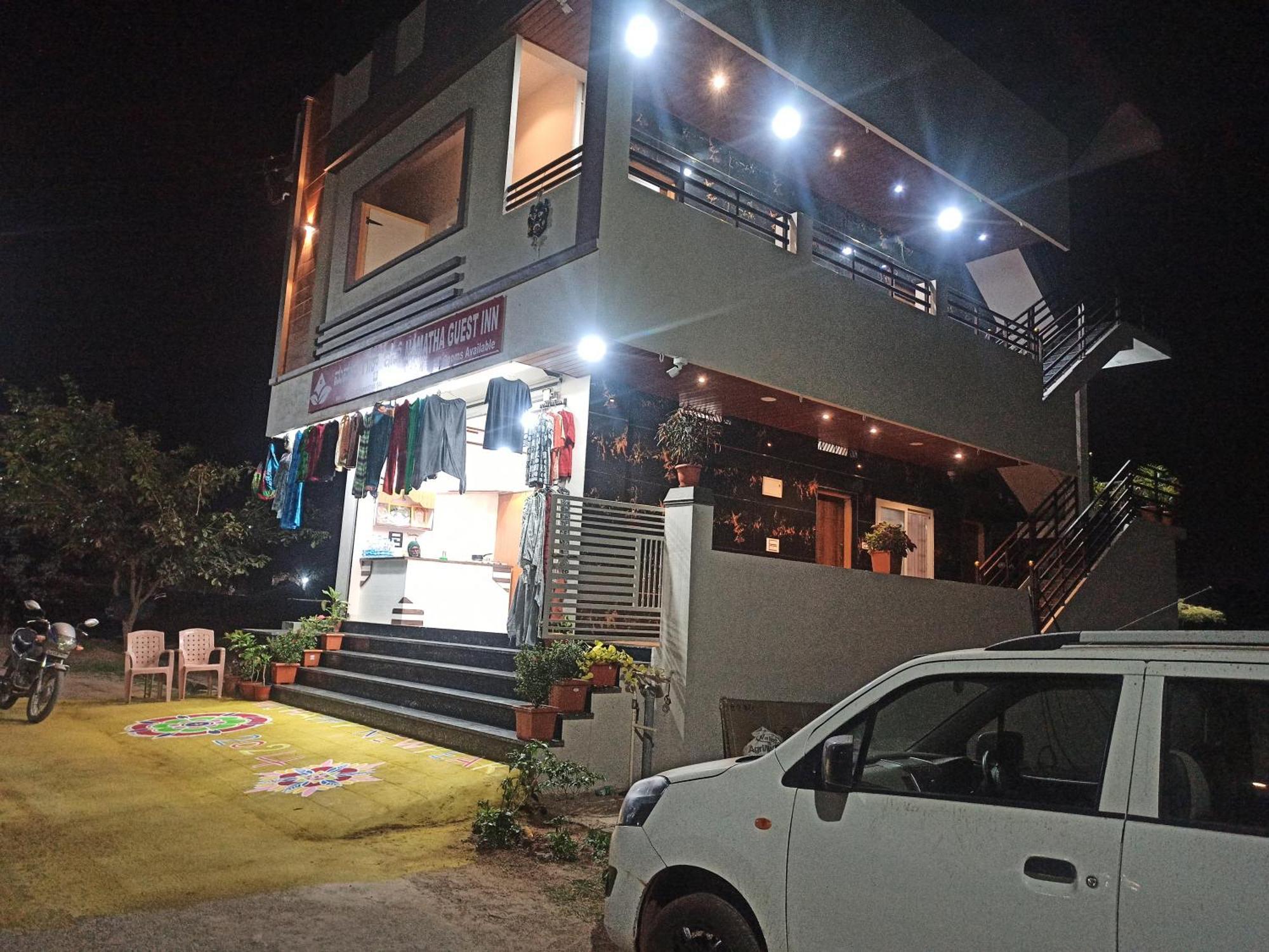 Mamatha Guest Inn Hampi Exterior foto